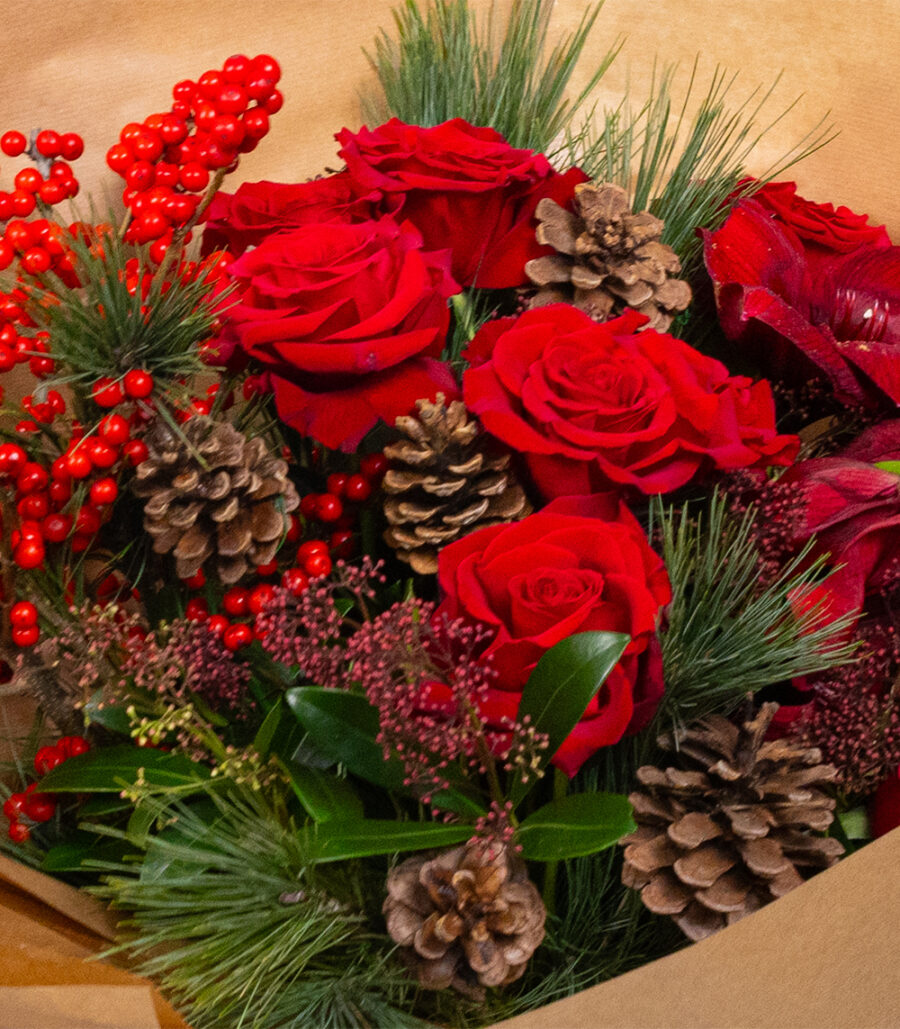 Winter Bouquet - Red in Winter - Image 3