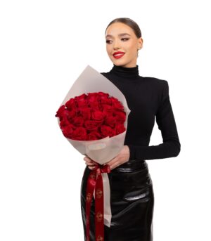 Bouquet of 25 Red Roses - Capri - Image 2