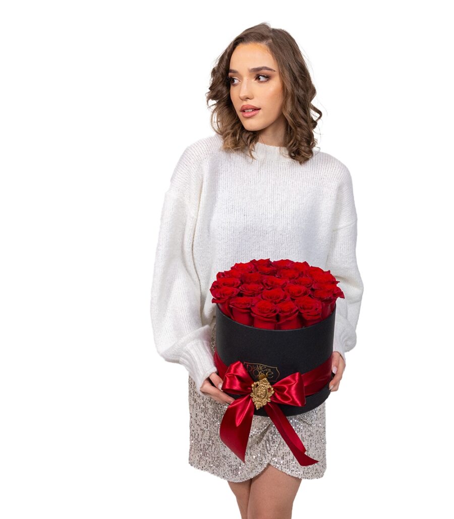 Bouquet of Roses in a Box - Classic Love - Image 2