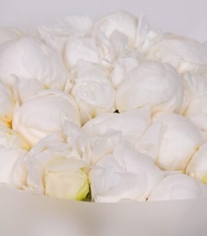 Bouquet of White Peonies - Image 3
