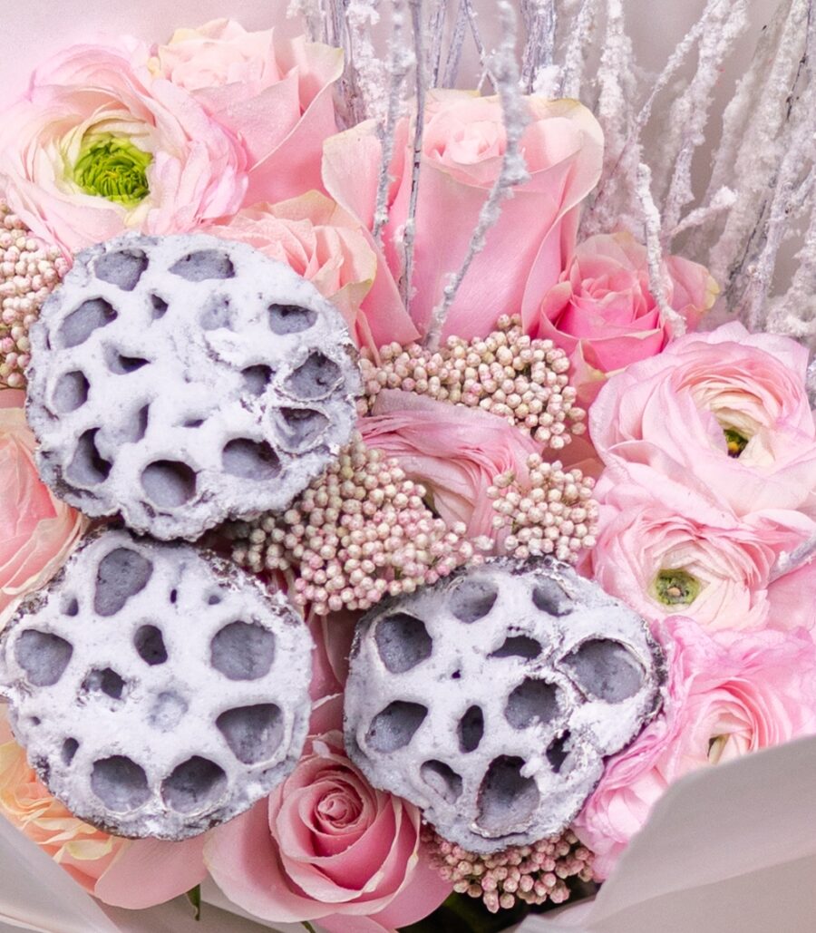 Winter Flowers Bouquet - Sweet Winter - Image 3