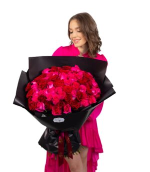 Bouquet of Red and Pink Roses - Image 2